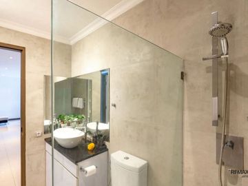 Villa masih aktif beroperasi Full Furnished Dijual, di Kerobokan