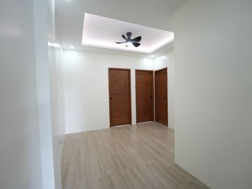For Sale 3 Storey Modern Townhouse in Eastgate Ave Village Santa Ana, Taytay Rizal. KSA