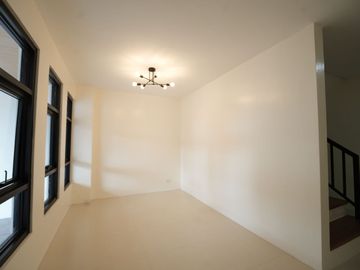 For Sale 3 Storey Modern Townhouse in Eastgate Ave Village Santa Ana, Taytay Rizal. KSA