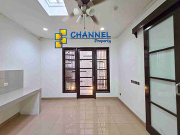 JUAL Rumah Cluster 2 Lantai Hunian Strategis di BSD Delatinos, An