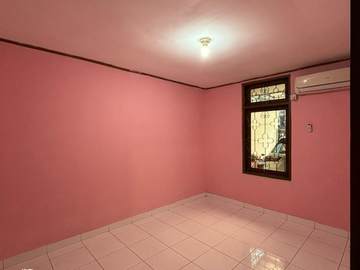 Jual Rumah 1 Lantai Cozy di Kelapa Kopyor, Kelapa Gading - Dilengkapi Garasi + Carport & Jalan Lega