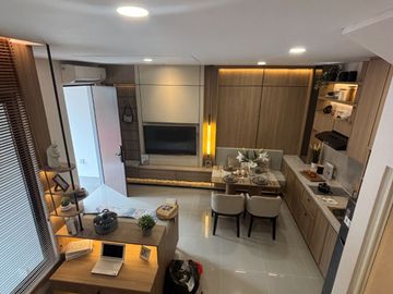 New Best Deal! Rumah Baru Malibu Village 3 Lantai, Dekat Aeon & Summarecon