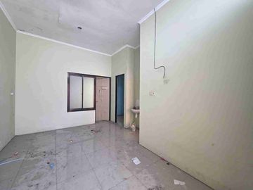 RUMAH FULL RENOVASI DI PERUMAHAN GRAND ROYAL REGENCY KEC. WAGE WARU SIDOARJO
