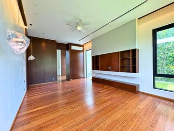 For Sale: 3-Storey House with Mezzanine in Tivoli Royale Subdivision, Quezon City