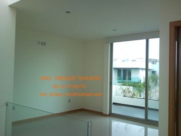 PARQUE VIRREYES.     VIRREYES RESIDENCIAL.  COTO PRIVADO.  VENTA CASA MINIMALISTA. 4. RECA. 4.  BA. CASA CLUB. ALBERCA. GYM.