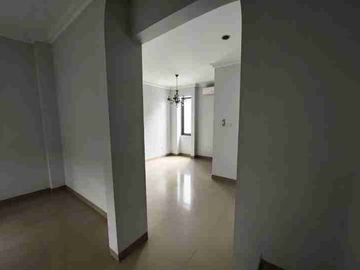 Dijual Rumah Townhouse Cipinang Jakarta Timur LT 133 LB 220 SHM