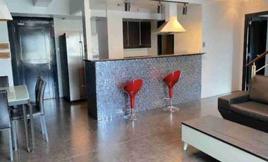 4 Bedrooms Loft in Fort Residences BGC Taguig