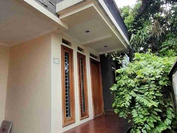 JUAL CEPAT RUMAH DI KAV POLRI, RAGUNAN, JAKSEL