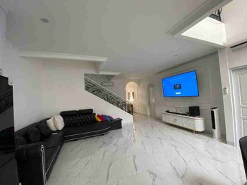 Rumah Dijual Di Delatinos BSD (DMB01)