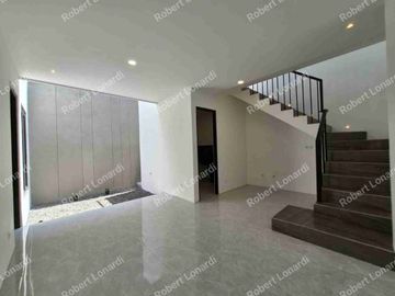 Dijual Rumah Baru Pandugo 1