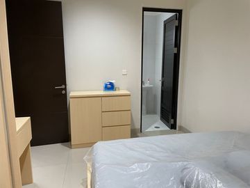 DISEWAKAN RUMAH DI PALM SPRING JAKARTA GARDEN CITY JAKARTA TIMUR