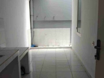 Dijual cepat Rumah siap Huni di Bulevar Hijau kota Harapan indah Bekasi