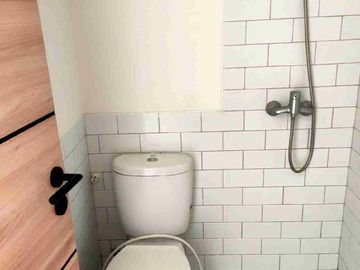 DISEWAKAN MURAH BANGET CENDANA 3 KAMAR posisi HOOK