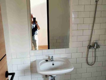 DISEWAKAN MURAH BANGET CENDANA 3 KAMAR posisi HOOK