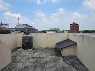 Disewakan Ruko Komersil di Grand Galaxy Bekasi