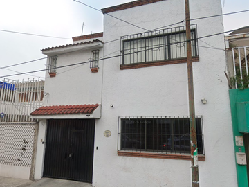 Venta de Casa en Coyoacán, Prado Churubusco.