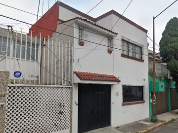 Venta de Casa en Coyoacán, Prado Churubusco.