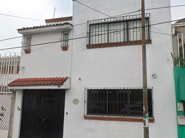 Venta de Casa en Coyoacán, Prado Churubusco.