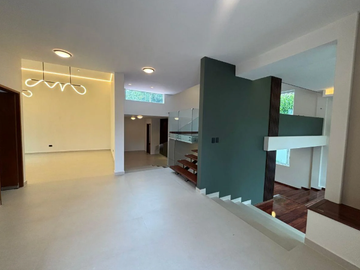 CASA EN VENTA EN CALLE VENUS, SANTA MARIA CALERA, PUEBLA