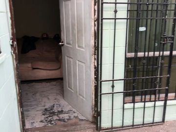 Zona Dorada CASA CALZ. INDEPENDENCIA Y CALLE NOVENA AV. FENIX 3233 PUERTA DEL SOL