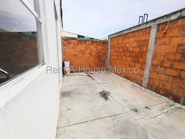 VENTA CASA PASEOS DEL PEDREGAL QUERETARO.