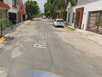 VENTA DE CASA EN RIBERAS DEL CONTRY, NUEVO LEON.