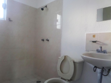 Casa de 3 habitaciones, en Heroíca, Puebla.