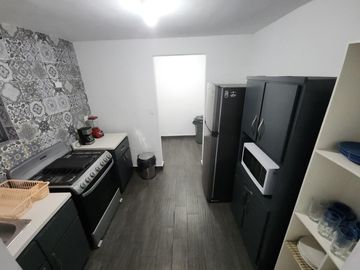 VENTA DE CASA EN FRACC. MISION DE SANTA CATARINA, NUEVO LEON.