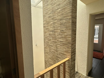 Casa con 2 habitaciones y estacionamiento en Puebla.