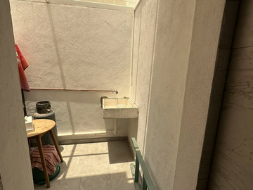 Casa con 2 habitaciones y estacionamiento en Puebla.