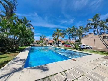 CASA EN VENTA, DENTRO DE CONDOMINIO EN TEJALPA, JIUTEPEC