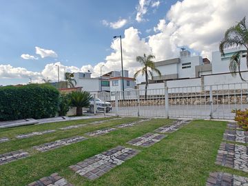 CASA EN VENTA EN IXTAPAN DE LA SAL
