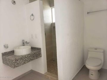Departamento Nuevo en Zakia, Precio Competitivo, 2 recámaras, doble altura, roof garden de 64 m2 y 2 balcones