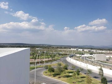 Departamentos en venta en Zakia, 2 recámaras, doble altura, roof garden de 64 m2 y 2 balcones