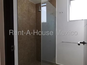 Departamento en venta en Juriquilla Santa Fe, Precio muy competitivo, 2 recámaras con baño completo y cocina equipada
