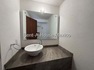 Casa en venta en Zakia, 144 m2 de construcción, 2 recámaras, estudio, terraza y jardín