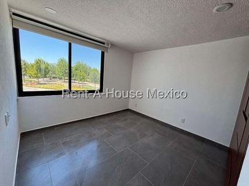 Casa en venta en Zakia, 144 m2 de construcción, 2 recámaras, estudio, terraza y jardín