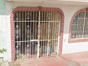 CASA ECONOMICA EN VENTA ¡GRAN OPORTUNIDAD DE INVERSIÓN! De La Neveria 5718, Benito Juárez, 82180 Mazatlán, Sin.