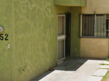 CASA DE REMATE HIPOTECARIO ¡GRAN OPORTUNIDAD! Lirio 352, Residencial Floresta, 36595 Irapuato, Gto.