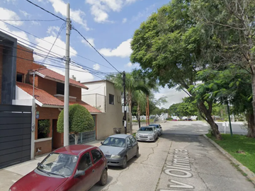 CASA DE REMATE HIPOTECARIO ¡GRAN OPORTUNIDAD! Av Olímpica 215, Punto Verde, 37298 León de los Aldama, Gto.
