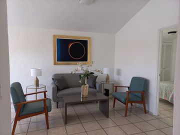 DEPARTAMENTO AMUEBLADO EN RENTA, RINCONADA SANTA RITA, PLAZA MEXICO, ZAPOPAN