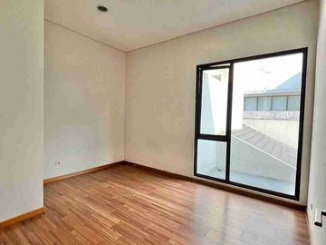 Rumah High Ceiling di cluster Prestigia, Eminent dekat IPEKA, QBIG, ICE BSD