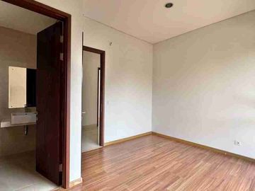 Rumah High Ceiling di cluster Prestigia, Eminent dekat IPEKA, QBIG, ICE BSD