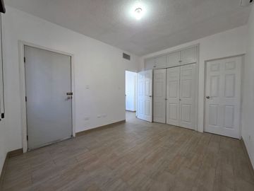 HERMOSA CASA EN RENTA MUY CERCA DEL CONSULADO