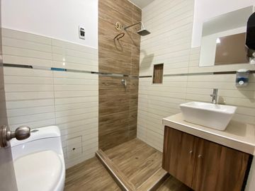 VENTA DE DEPARTAMENTOS PARA FAMILIA GRANDE ( 1ER, 3RO, 4TO PISO)