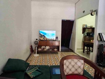 Dijual Rumah di Cirendeu