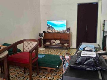 Dijual Rumah di Cirendeu