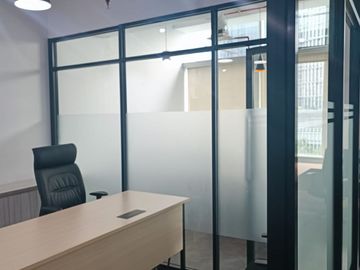 Sewa Kantor 209 m2 Full Furnish di Menara Rajawali Mega Kuningan