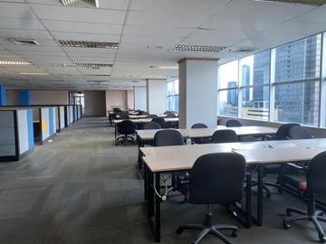 Sewa Kantor 605 m2 Furnish di Menara Caraka Mega Kuningan, Hrg Affordable