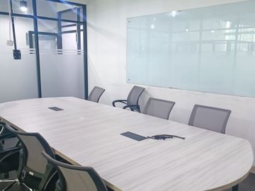Sewa Kantor 209 m2 Full Furnish di Menara Rajawali Mega Kuningan